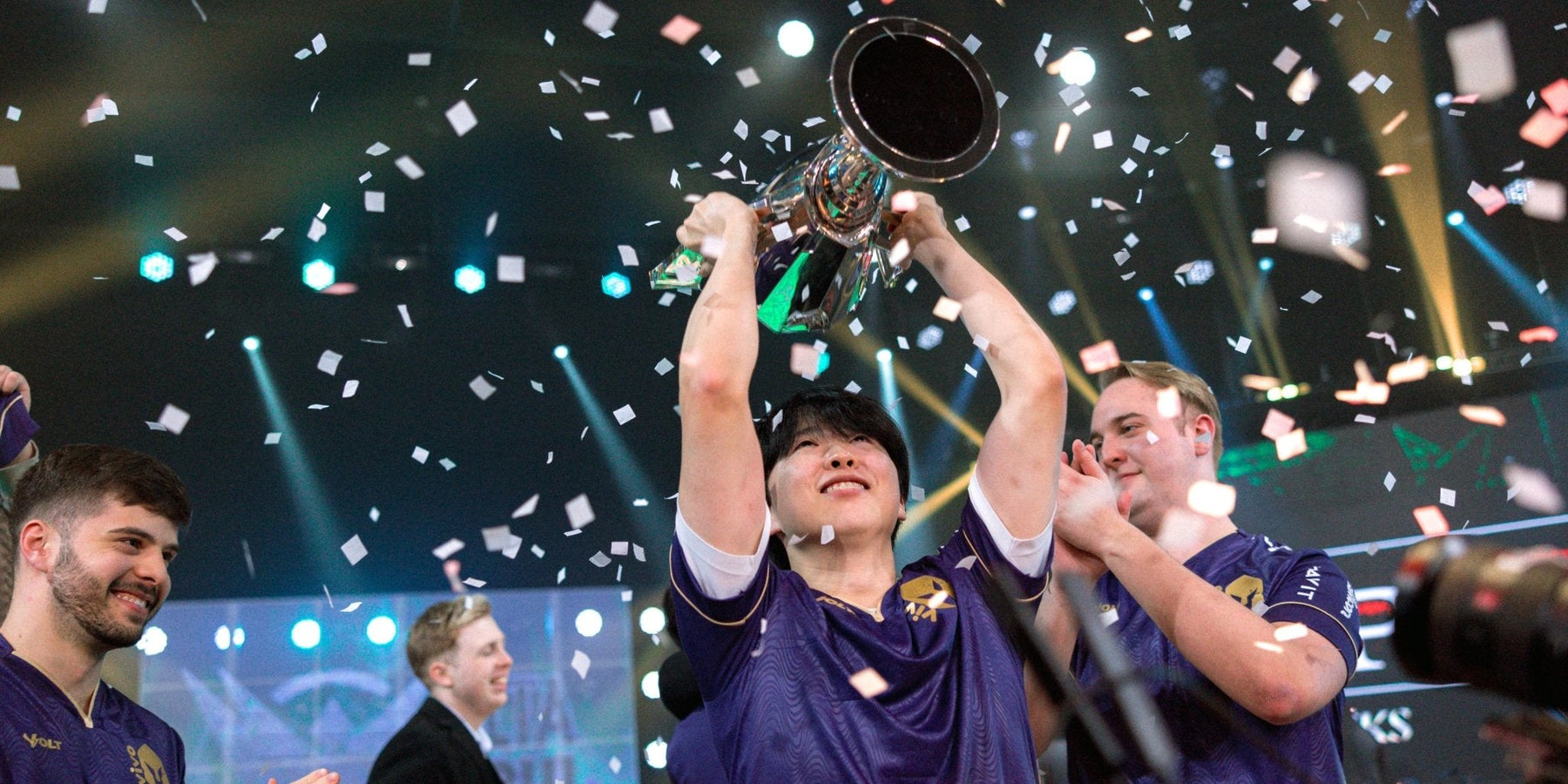 Sự trở lại của các nhà vô địch LTAS! HAVIT × VKS tiếp tục di sản Thể thao điện tử